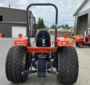   Tractor M4700, Robusto, Fiable y Diseñado para el Trabajo Diario - Product Image 1