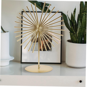 Sculpture de lignes métalliques Décoration de bureau unique pour ornement de table moderne pour le salon - Product Image 4