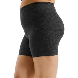 Short de yoga taille haute pour femme avec 2 poches latérales Contrôle du ventre en tissu tricoté respirant pour la course et l'entraînement à la maison - Product Image 2