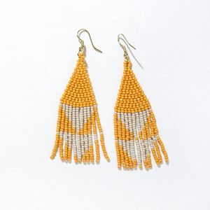 Boucles d'oreilles uniques faites à la main avec broderie de perles de rocaille Bijoux brodés de perles entièrement personnalisables - Product Image 6