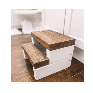 Tabouret d'escalier en bois durable avec une construction stable, parfait pour atteindre les armoires, les étagères, les garde-manger et les tâches quotidiennes à la maison - Product Image 4