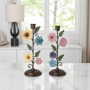 Par de candelabros de flores de metal sin llama hechos a mano | Juego de 2 candelabros Multicolor Detalles florales para Navidad Pascua - Product Image 2