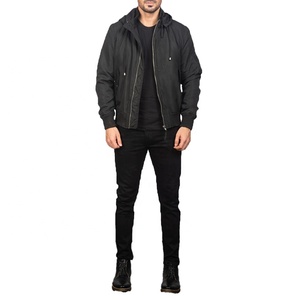 Blouson Bomber Noir à Capuche pour Homme de Qualité Supérieure, Coupe-Vent Décontracté avec Fermeture Éclair, Coupe Ajustée, Idéal pour l'Automne - Product Image 1