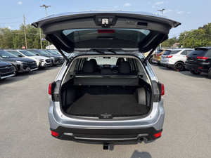 Utilisé 2023 Su-ba-ru For-est-er Pre-mium - Product Image 5