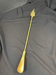 ที่โกยรองเท้าโลหะสแตนเลสคุณภาพสูงเพื่อการสวมรองเท้าที่ง่ายและสะดวกสบาย ที่โกยรองเท้าโลหะด้ามยาวสำหรับผู้สูงอายุและผู้ใหญ่ - Product Image 5