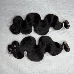 Extensiones de cabello humano Remy, cinta de onda de cuerpo negro alineada con cutícula virgen Ins Paquete de doble dibujado de Qhair - Product Image 3