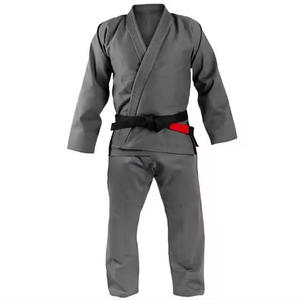 Vente en gros de vêtements de combat et de vêtements de combat de karaté uniformes de combat robustes de qualité supérieure pour l'entraînement aux arts martiaux - Product Image 1