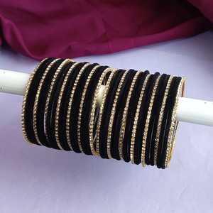 Conjunto de brazalete indio Rhinestone CZ Cristal Boda Nupcial Terciopelo Brazalete Pulseras Joyería para Mujeres Niñas (Juego de 44) - Product Image 2