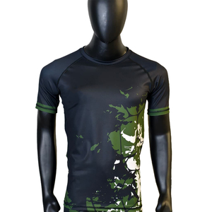 Vente en gros Rash Guard à manches courtes personnalisé UPF Surf Swim Fighting Gear Compression BJJ MMA Shirt Sublimation Printed Breathable - Product Image 1