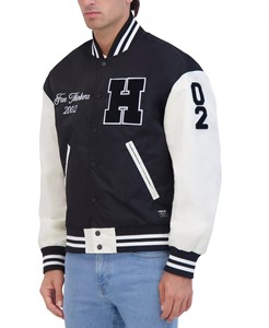 Chaqueta Universitaria al por Mayor OEM, Estilo Urbano, Personalizada, Transpirable, de Cuero Tejido, con Botones, a la Moda - Product Image 3