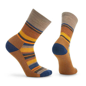 Calcetines de fútbol profesionales Calcetines de tripulación acolchados atléticos para hombres con compresión de la mejor calidad para entrenar buen estilo - Product Image 2