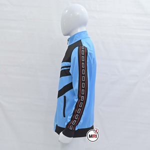 Veste de sport ample pour la course à pied avec broderie en nylon à manches latérales pour hommes personnalisée OEM - Product Image 6