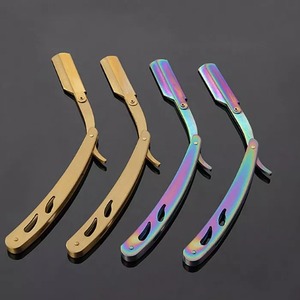 Navaja de Barbero Profesional con Mango de Madera, Color Personalizado con Logotipo, para Corte Recto en Salón - Product Image 2