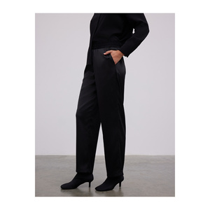 กางเกงผ้าซาตินทรงสบายพร้อมขอบเอวยางยืดและคุณสมบัติป้องกันรอยยับ ทรงขากว้าง - Product Image 3