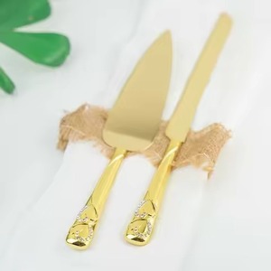 Juego de servidor de pastel de latón, diseño de vid de Rosa floral, hermoso para fiestas en el jardín y reuniones elegantes - Product Image 2