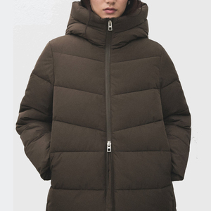 Chaqueta Acolchada para Mujer OEM, Chaquetas de Nailon Suave de Moda, Tejido Transpirable, Precio Económico, Chaquetas OEM Cómodas, Asequibles y Acogedoras - Product Image 5