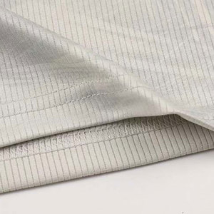 Service OEM - Maillot de football pour hommes - Respirant - Manches courtes - 100% polyester - Couleurs et logo personnalisables - Prix bas pour adultes - Product Image 5