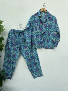 Conjunto de pijama de algodón puro hecho a mano indio de alta calidad para mujer ropa de dormir suave con cuello en V cómodo para otoño para verano invierno - Product Image 5