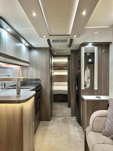 Caravane de Luxe Abordable en Acier Inoxydable de Haute Qualité, Camping-car Mobile pour le Camping et les Voyages Tout-Terrain, Remorque Disponible et Propre - Product Image 5