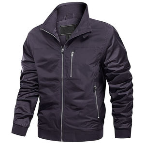 Chaqueta impermeable y cortavientos para hombre, estilo retro, con cintura y puños ajustados, transpirable, de manga larga, para la lluvia. - Product Image 2