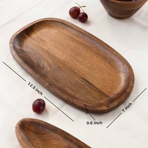 Plateau ovale en bois de mangue écologique Bella 12,5 pouces X 7 pouces X 0,6 pouces Peint à la main Passe au lave-vaisselle Biodégradable pour cadeaux - Product Image 1