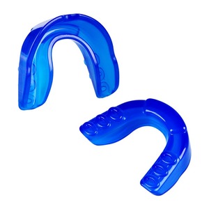 Protège-dents athlétique multisports Elite avec un confort sur mesure, une protection dentaire supérieure et un design performant multicolore - Product Image 2