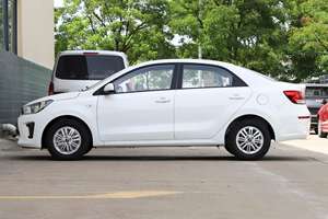 Usado para Pegas, Sedán Automático con Volante a la Izquierda, Euro VI, Gasolina - Product Image 2