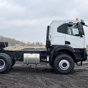 CAMIÓN TRACTOR USADO IVECO T-WAY AT720T47WH 6X6 DE PRIMERA MANO, MODELO 2024 - Product Image 1