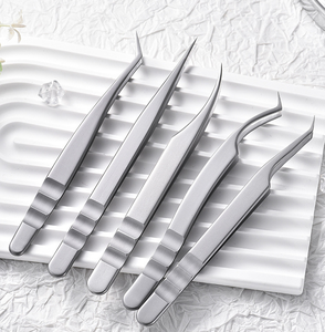 Étui professionnel pour extensions de cils et sourcils, applicateur, logo personnalisé, marque privée, pince à épiler Vetus Strip Blooming incurvée pour volume - Product Image 4