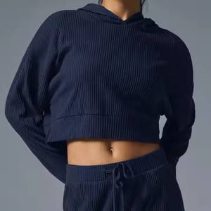 Nouveau 2025 OEM Vente en gros Mode Sweat à capuche oversize décontracté pour femme en coton côtelé respirant à épaules tombantes, modèle uni court - Product Image 6