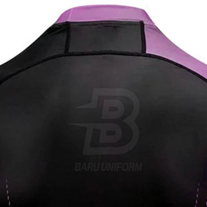 Vêtements de fitness MMA Rash Guard respirant de haute qualité, écologique, manches longues, couleur personnalisée, logo personnalisé, pour hommes, 180g, nouvelle arrivée - Product Image 5