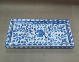 Bandeja de Incrustaciones de Hueso de Alta Calidad, Creación Artesanal, Aspecto Premium, Diseño Artesanal Elegante, Estilo Moderno Clásico - Product Image 1