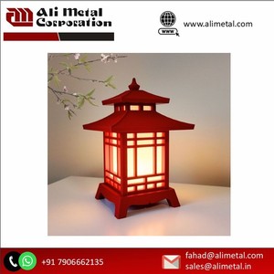 Ensemble de 2 lanternes bougeoirs modernes en bois naturel pour décoration de Noël avec caractéristiques saisonnières de tous les jours - Product Image 4