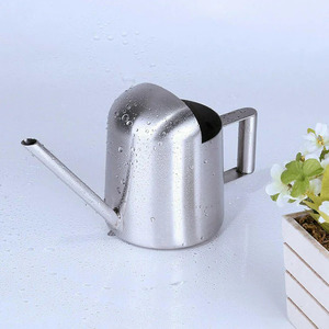 Le parfait arrosoir en acier inoxydable vert pouce arrosoirs élégants pour les jardins luxuriants - Product Image 1