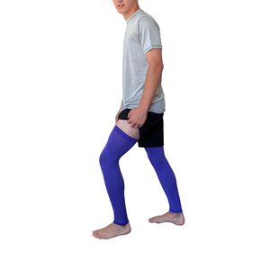 Manchons de compression pour jambes de baseball unisexe OEM ODM, couleur violette, en mélange de spandex, à enfiler, respirants, pour le soutien des gonflements, toutes saisons - Product Image 2