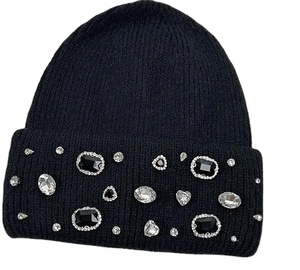 Vente en gros d'usine, bonnets d'hiver en acrylique à revers ornés de strass brillants, bonnets de luxe en strass brillants pour femmes - Product Image 1
