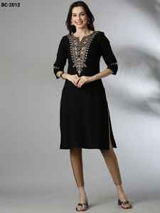 Ropa Étnica India de Viscosa y Rayón con Hermoso Bordado, Kurtis Listos para Usar, para Uso Casual y Festivo, Kurtis Elegantes - Product Image 4