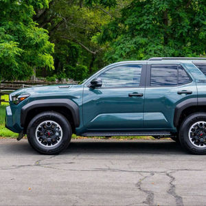 SUPER CLEAN 2024 TO-YO-TA 4-RUNNER TRD OFF-ROAD PREMIUM 4X4 READY TO BE SHIPPED - Product Image 1