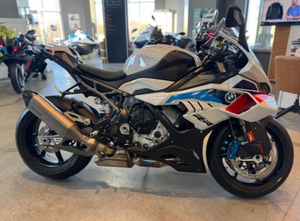 2026 La mejor moto comercial en subasta S1000RR 999cc 205hp (151kW) 13,000rpm. Listo para enviar - Product Image 1