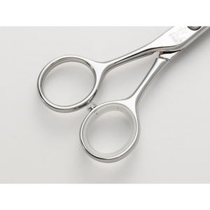 กรรไกรสำหรับคนถนัดซ้าย HIKARI 601 ใบมีดสแตนเลสทรงทันสมัยพร้อมปลายคม - Product Image 2