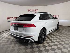 Audi SQ8 4.0T quattro Prestige AWD 4.0T quattro Prestige 4 portes SUV 2023 d'occasion à vendre - Product Image 2