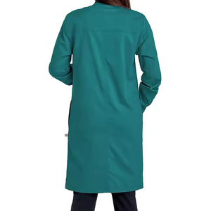 Cómoda bata de laboratorio médico hecha a medida Tallas grandes Bata de laboratorio médico ligera para superventas Hecho en Pakistán - Product Image 5