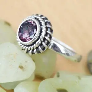 Grosir 925 cincin batu permata berubah warna Alexandrite perak murni menarik wanita terbaru trendi cincin batu Semi mulia