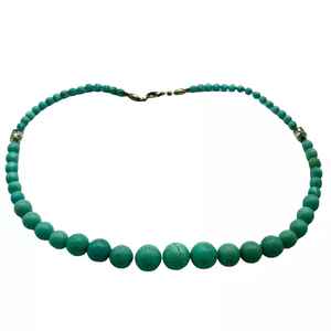 Collier en résine Vente chaude de l'Inde Collier fait main pour femmes et filles Couleur attrayante - Product Image 1