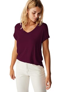 Camiseta de mujer de algodón suave y de moda con tela transpirable perfecta para atuendos diarios de verano Casuales - Product Image 2