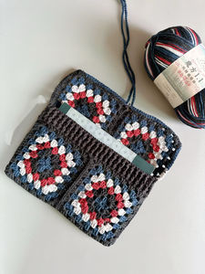 Protège-livres au crochet fait main de qualité supérieure, en fils de coton exquis, idéal pour un usage quotidien et les cadeaux, modèle carré Acki A27 - Product Image 6