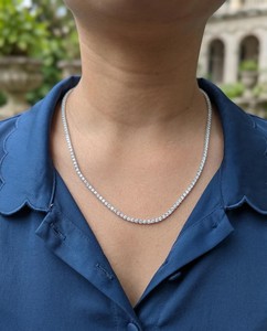 Collar de Diamantes de Corte Redondo Atemporal, 10.00 Ct, DEF VVS, Diamante Cultivado en Laboratorio, Oro Sólido de 14K, Regalo de Aniversario de Bodas - Product Image 1