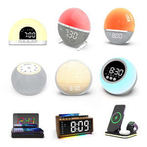 Support de chargeur sans fil rapide PD 15W avec veilleuse, station de charge 6-en-1 Type-C pour montre intelligente, écouteurs et microphone - Product Image 2