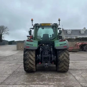 2018 Fendt 716 tiene neumáticos nuevos por todas partes con gran tamaño en la parte posterior fue pintado - Product Image 3