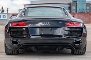 Excellent état, Audi R8 V10 Coupé 2012 d'occasion, boîte manuelle à 6 vitesses - Product Image 4